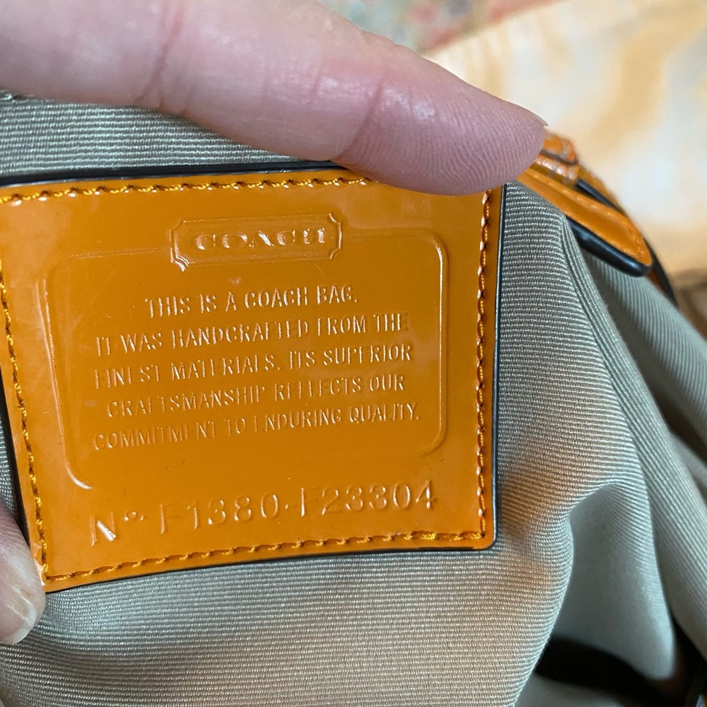 COACH F23304 Signature Foldover Tote - Picture 4 of 4